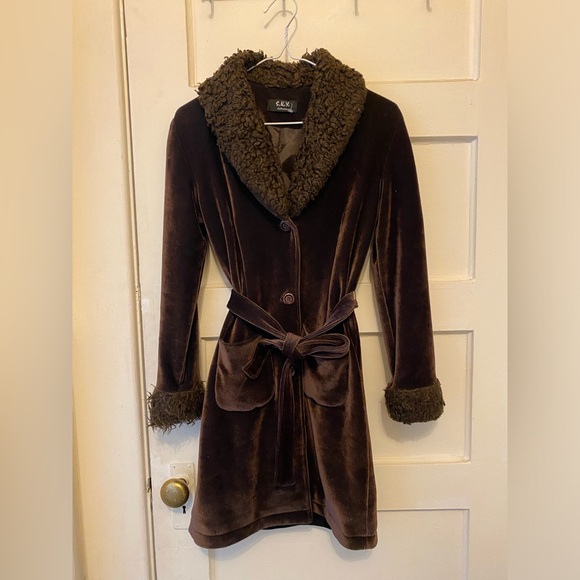 Corduroy Sherpa lined sweater with belt - Picture 1 of 3